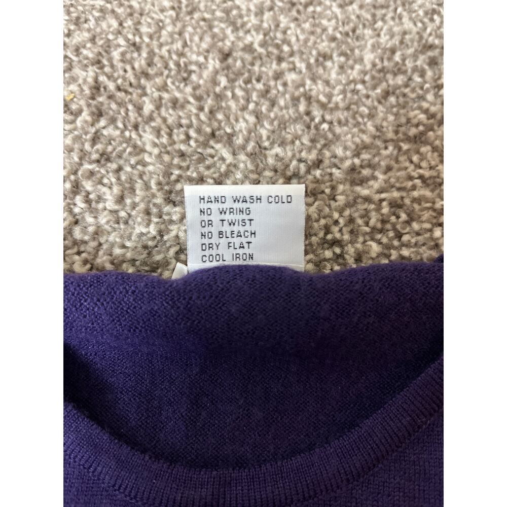 Sutton Studio 100% Merino Wool Sweater Women’s Purple Round Neck Size Medium - Picture 7 of 9
